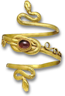 Brassard en or de la Grèce antique avec pierre précieuse de grenat rouge