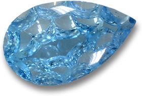 Gemme de topaze bleue taille fantaisie mixte