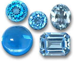 Pierres précieuses de topaze bleue