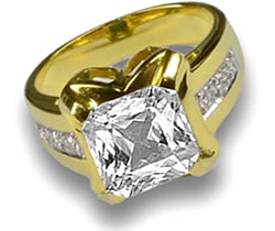 Bague en or jaune avec topaze blanche