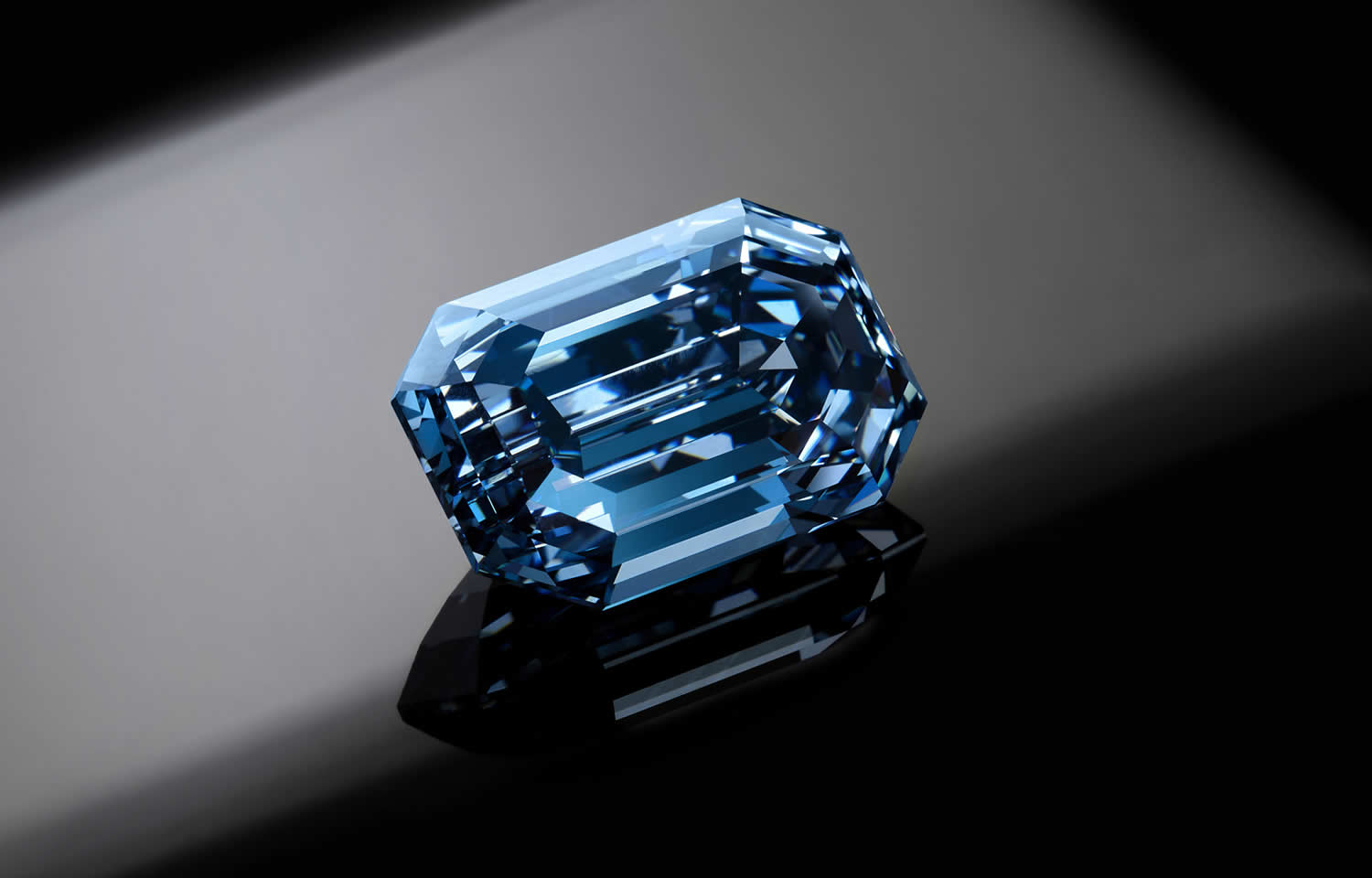 De Beers Cullinan Diamant Bleu