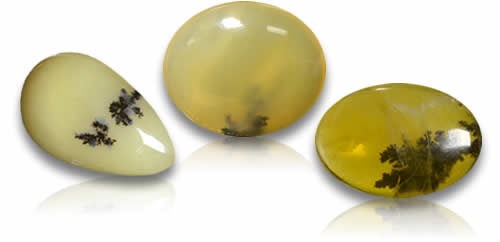 Pierres précieuses d'opale de mousse
