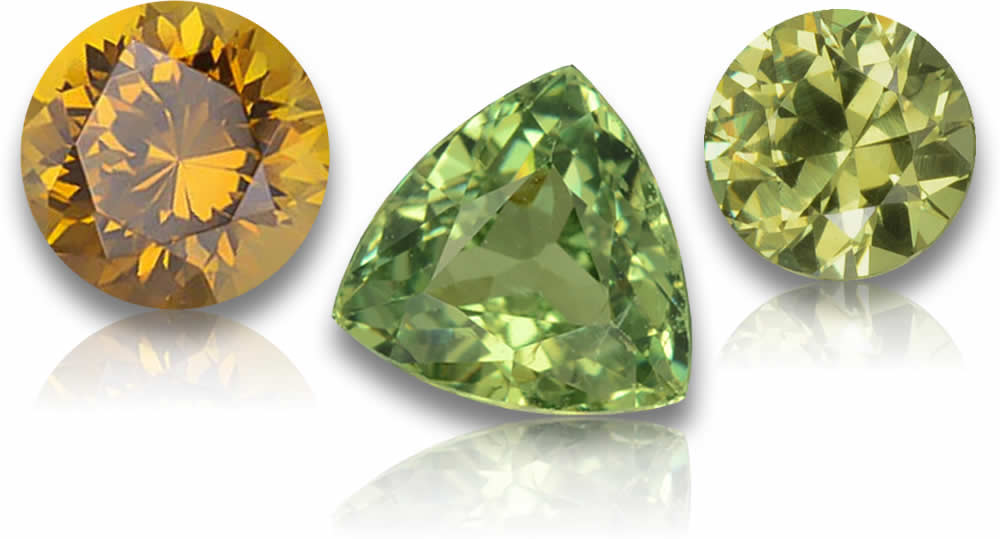 Pierres précieuses de grenat andradite
