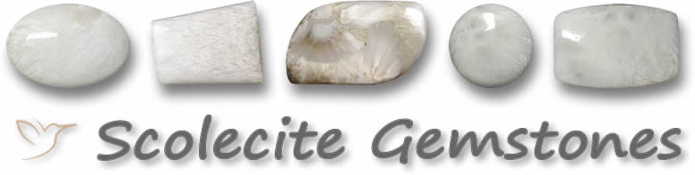 Pierres précieuses naturelles de scolécite