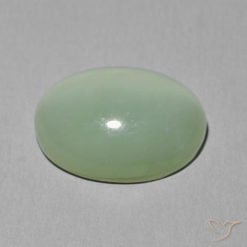Actinolite œil de chat Vert jaune léger naturelle ovale, 6.08 ct, Translucide