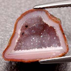 Géode d'agate multicolore naturelle forme fantaisie, 5,00 ct, opaque