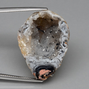 Géode d'agate multicolore naturelle forme fantaisie, 42,66 ct, opaque