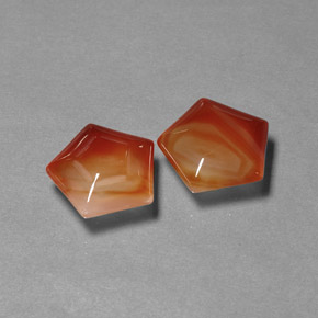Achetez naturel ct Rouge orange Agate gems, Forme fantaisie, En provenance Inde chez GemSelect. En stock, livraison internationale!