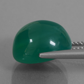 Agate vert naturelle coupe ovale, 8,33 ct, translucide