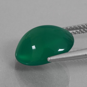Agate vert naturelle coupe ovale, 5,79 ct, translucide