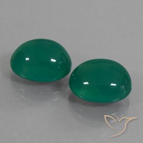 Shop natural 13.31ct Vert moyen Agate gems, ovale, from Inde at GemSelect. In stock, global shipping!