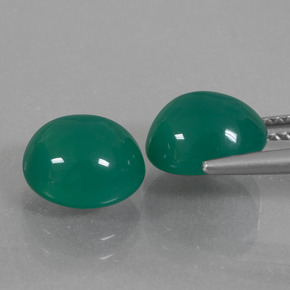 Achetez naturel 5,78ct vert agate gems, coupe ovale, en provenance inde chez gemselect. en stock, livraison internationale!