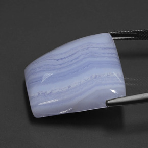 Agate bleue naturelle forme fantaisie, 42,18 ct, translucide