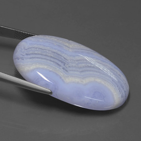 Agate bleue naturelle coupe ovale, 57,92 ct, opaque