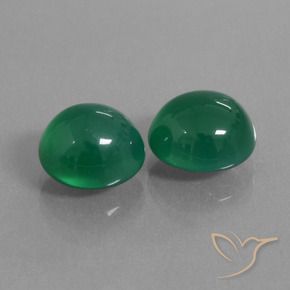 Shop natural 6.70ct Vert moyen Agate gems, ovale, from Inde at GemSelect. In stock, global shipping!