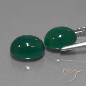 Shop natural 6.79ct Vert moyen Agate gems, ovale, from Inde at GemSelect. In stock, global shipping!