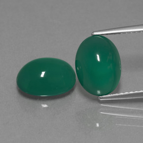 Achetez naturel 5,91ct vert agate gems, coupe ovale, en provenance inde chez gemselect. en stock, livraison internationale!