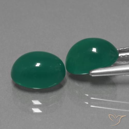 Shop natural 4.93ct Vert moyen Agate gems, ovale, from Inde at GemSelect. In stock, global shipping!
