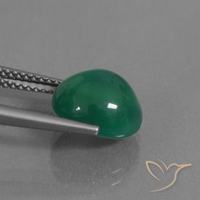 Agate Vert émeraude moyen naturelle ovale, 3.66 ct, Translucide