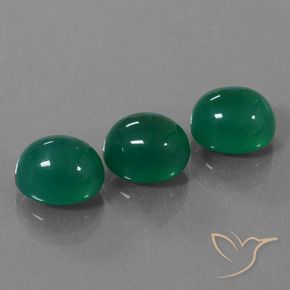 Shop natural 10.68ct Vert moyen Agate gems, ovale, from Inde at GemSelect. In stock, global shipping!