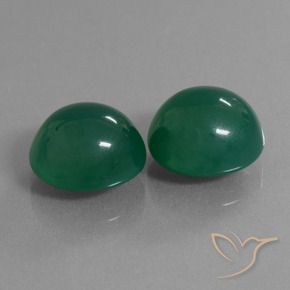 Shop natural 17.44ct Vert foncé moyen Agate gems, ovale, from Inde at GemSelect. In stock, global shipping!