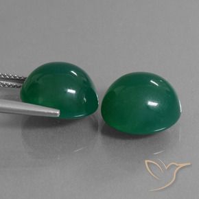 Shop natural 17.44ct Vert foncé moyen Agate gems, ovale, from Inde at GemSelect. In stock, global shipping!
