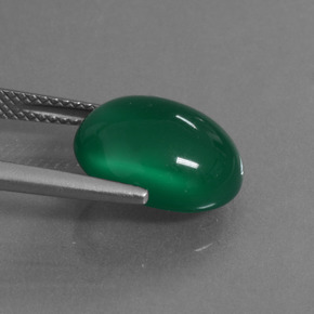 Agate vert naturelle coupe ovale, 6,27 ct, translucide