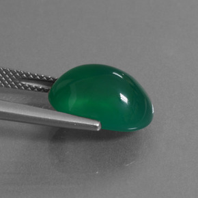 Agate vert naturelle coupe ovale, 5,72 ct, translucide