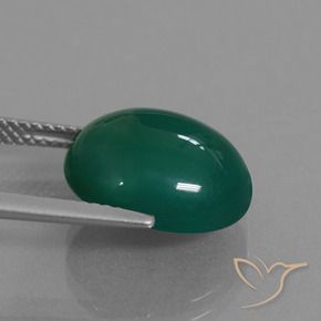 Agate Vert foncé moyen naturelle ovale, 7.83 ct, Translucide