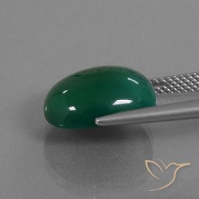 Agate Vert profond moyen naturelle ovale, 7.32 ct, Translucide