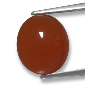 Agate rouge naturelle coupe ovale, 4,15 ct, translucide