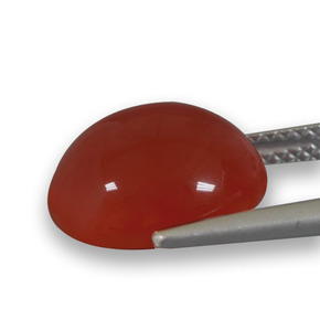 Agate rouge naturelle coupe ovale, 5,87 ct, translucide