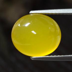 Agate jaune naturelle coupe ovale, 4,90 ct, translucide