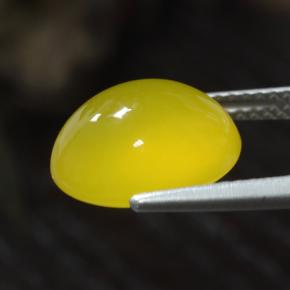 Agate jaune naturelle coupe ovale, 4,90 ct, translucide