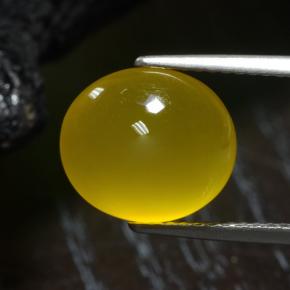 Agate jaune naturelle coupe ovale, 4,16 ct, translucide