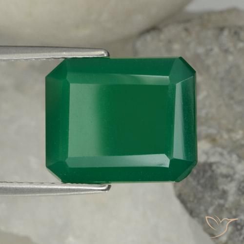 Agate Vert jaunâtre naturelle Octogone / coupe Émeraude, 4.95 ct, Translucide