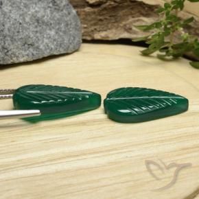 Shop natural 10.48ct Vert foncé moyen Agate gems, Fantaisie, from Inde at GemSelect. In stock, global shipping!