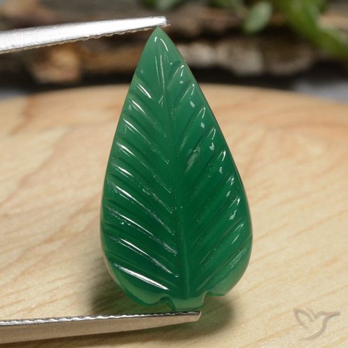 Agate Vert moyen naturelle Fantaisie, 5.19 ct, Translucide