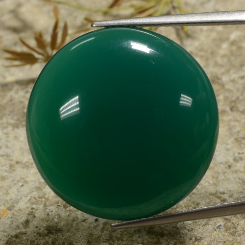 Agate Vert foncé moyen naturelle Coupe roude, 30.40 ct, Translucide
