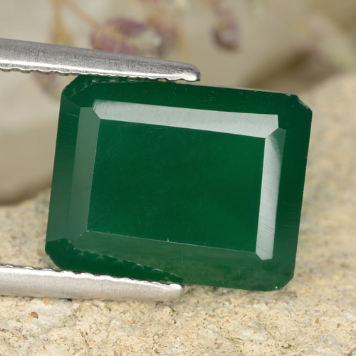 Agate Vert moyen naturelle Taille émeraude, 4.52 ct, Translucide