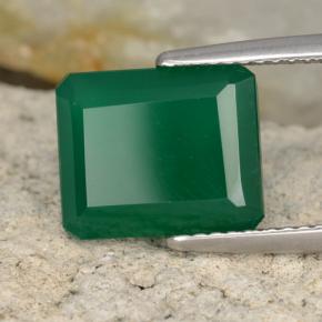 Agate Vert jaunâtre naturelle Taille émeraude, 4.24 ct, Translucide