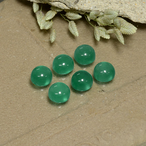Achetez naturel 1.95ct Forêt verte Agate gems, Coupe roude, En provenance Inde chez GemSelect. En stock, livraison internationale!