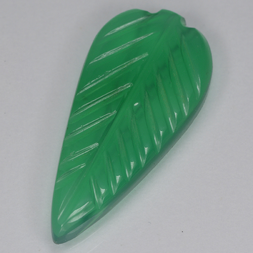 Agate vert naturelle taille fleur, 3,14 ct, transparent