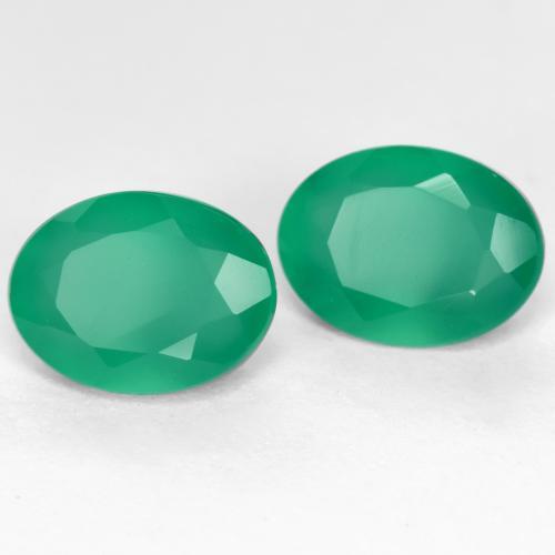 Achetez naturel 2,28ct vert agate gems, coupe ovale, en provenance inde chez gemselect. en stock, livraison internationale!