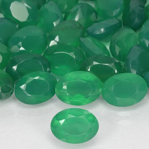 Agate Vert moyen naturelle Coupe ovale, 0.93 ct, Translucide