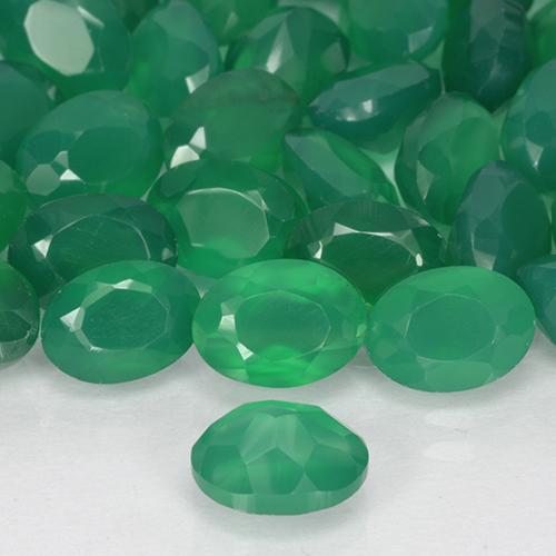 Agate Vert moyen naturelle Coupe ovale, 0.93 ct, Translucide