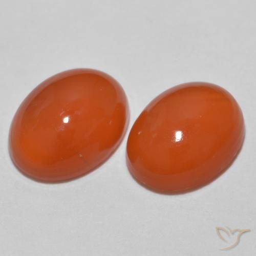 Shop natural 2.30ct Orange moyen Agate gems, ovale, from Inde at GemSelect. In stock, global shipping!
