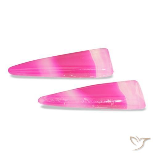 Shop natural 15.86ct Multicolore Agate gems, Trillion, from Namibie at GemSelect. In stock, global shipping!