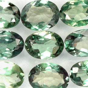 Achetez naturel ct multicolore alexandrite gems, coupe ovale, en provenance tanzanie chez gemselect. en stock, livraison internationale!
