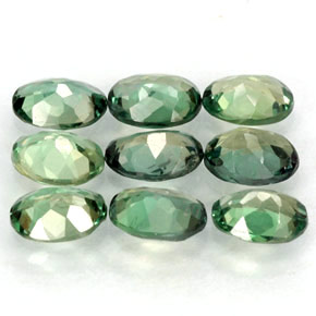 Achetez naturel ct multicolore alexandrite gems, coupe ovale, en provenance tanzanie chez gemselect. en stock, livraison internationale!